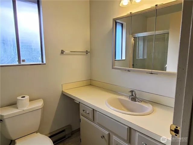 $1,550 | 184 Belvedere Road, Unit 3, Camano Island, WA 98282