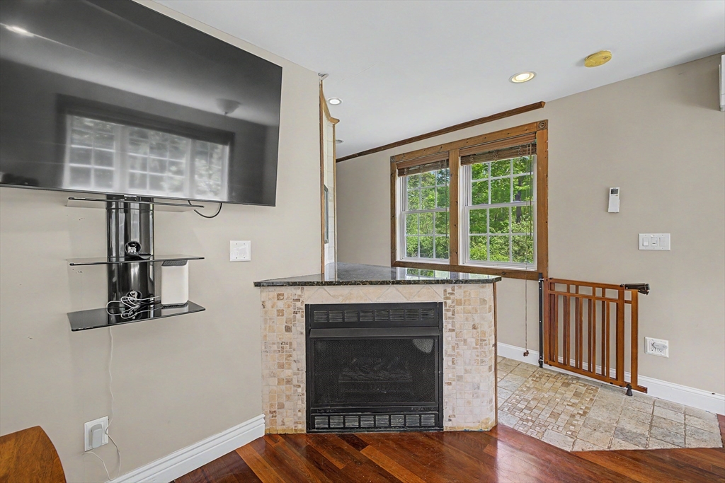 195 Westhampton Road Northampton, MA 01062 - Photo 12 of 34