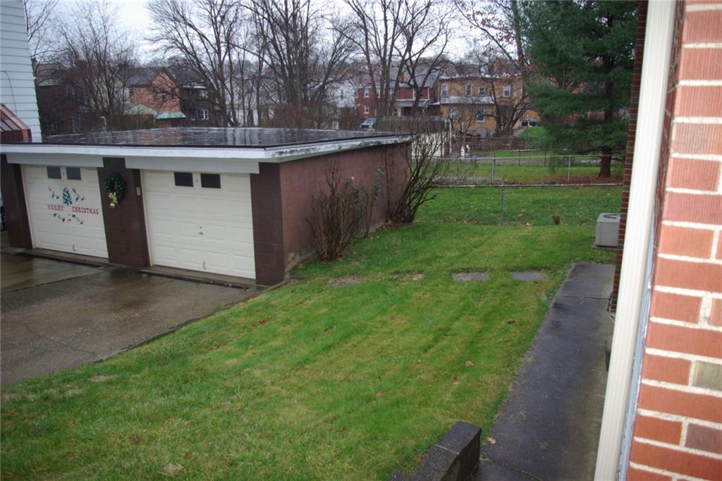 222 Singer Avenue McKees Rocks, PA 15136 - Photo 3 of 19 1 car garage with shared driveway
