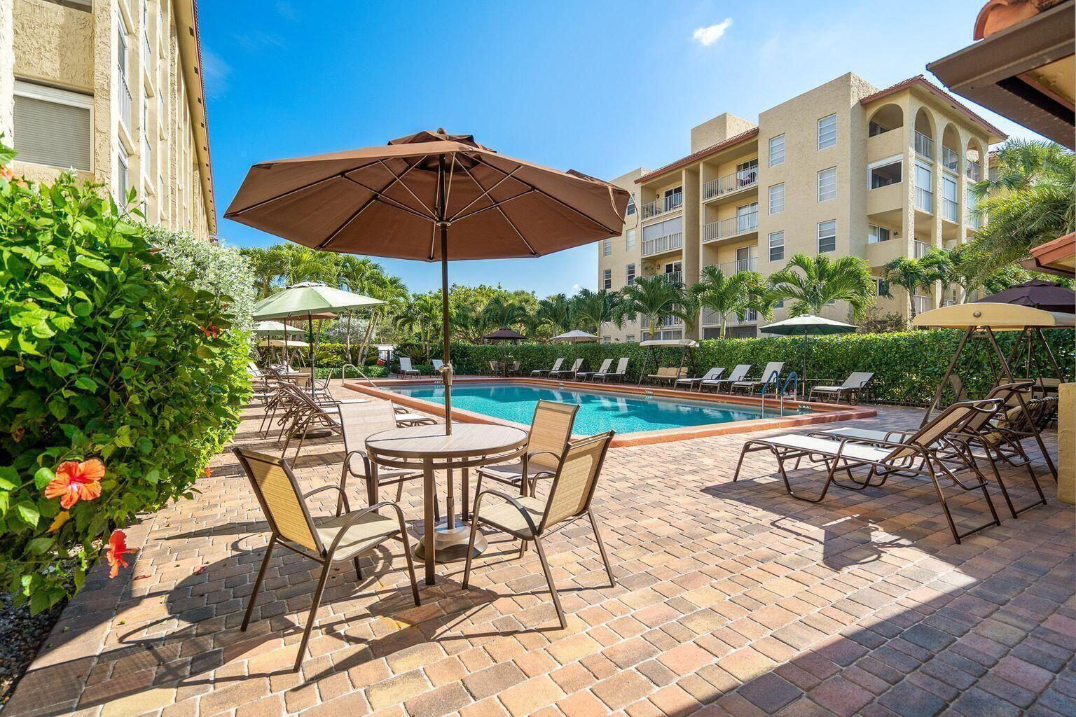 1111 South Ocean Boulevard, Unit 413 Boca Raton, FL 33432 - Photo 29 of 34 Pool