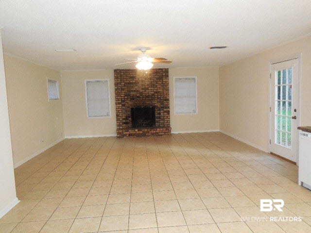 5329 Colonial Circle South Mobile, AL 36618 - Photo 5 of 16