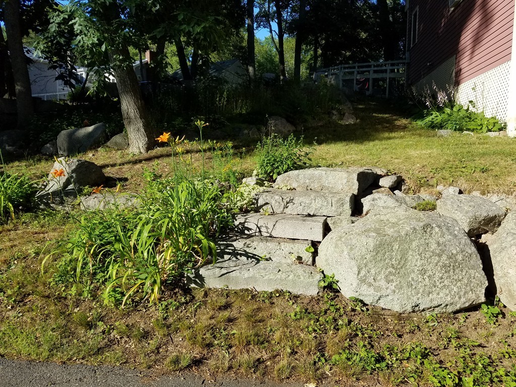 5 Youngs Road Gloucester, MA 01930 - Photo 8 of 28 Gallery Image 8
