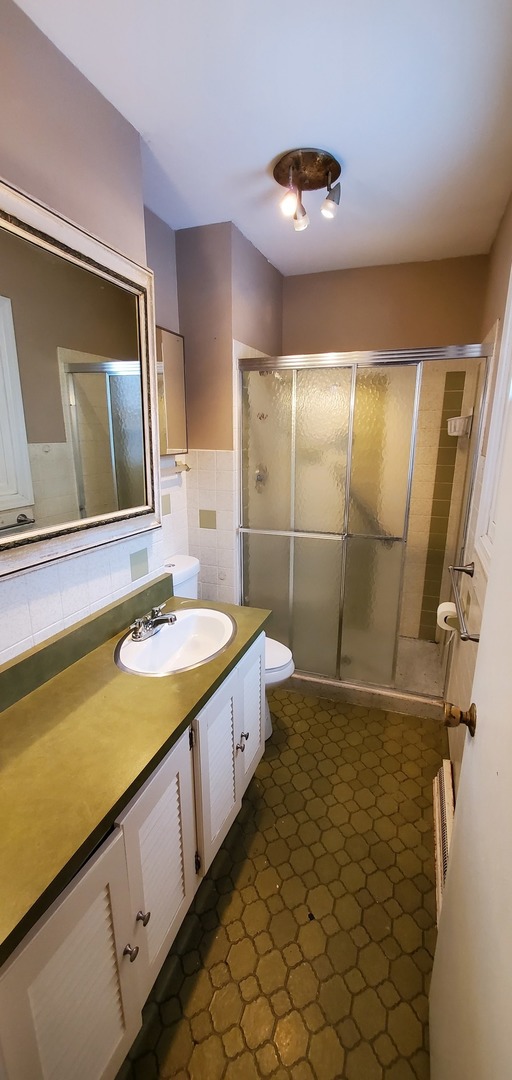 997 Ruth Drive Elgin, IL 60123 - Photo 14 of 27