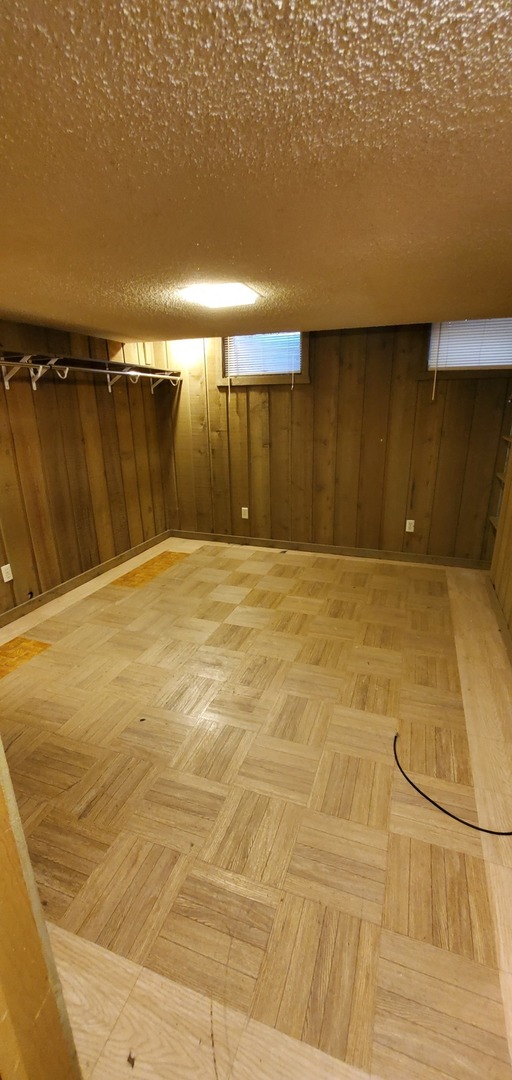 997 Ruth Drive Elgin, IL 60123 - Photo 20 of 27