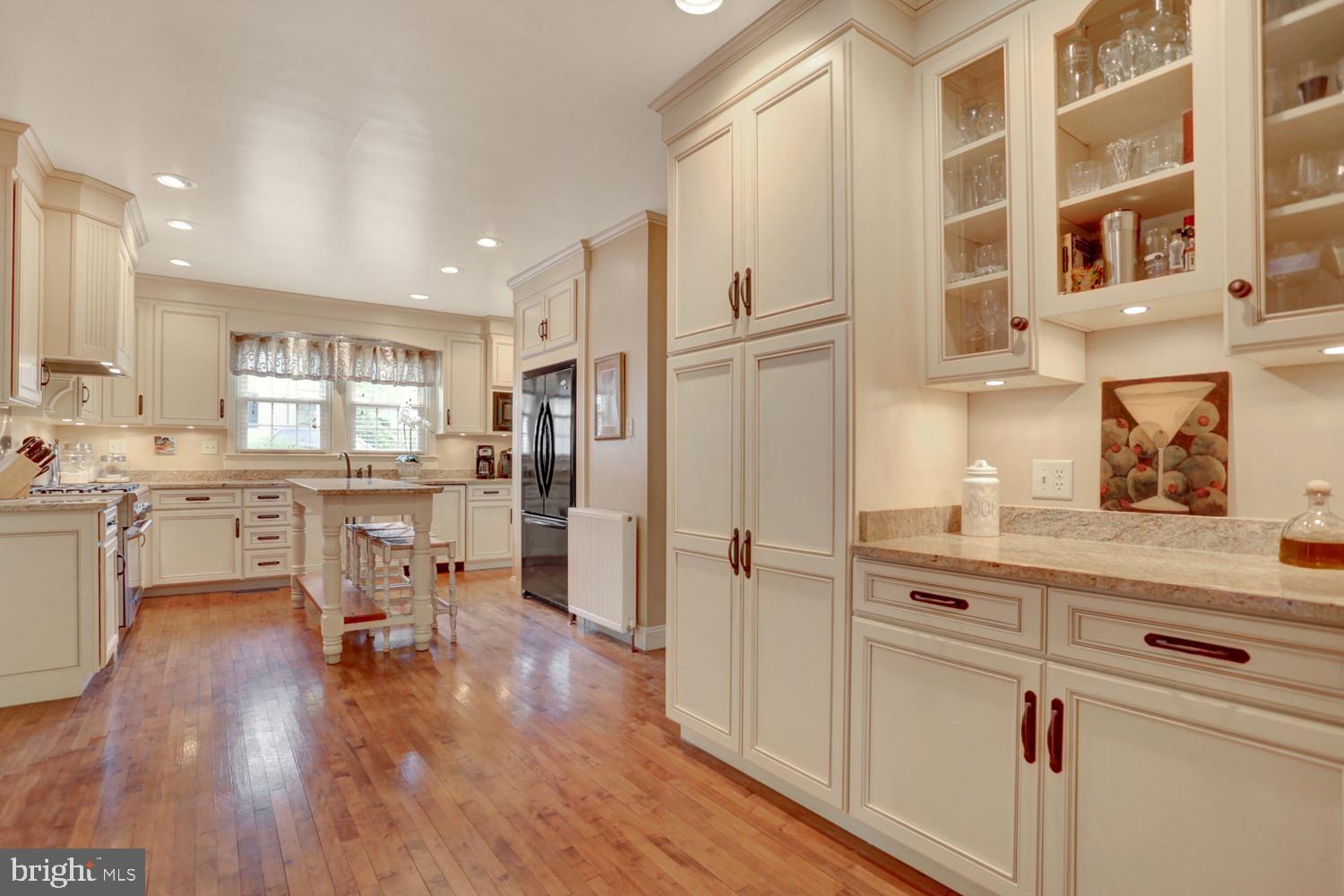 7 Oak Street Hanover, PA 17331 - Photo 13 of 42 Gallery Image 13