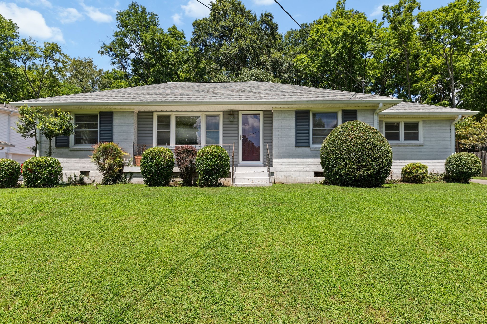 153 Spring Valley Road Nashville, TN 37214 - Photo 1 of 32 Gallery Image 1