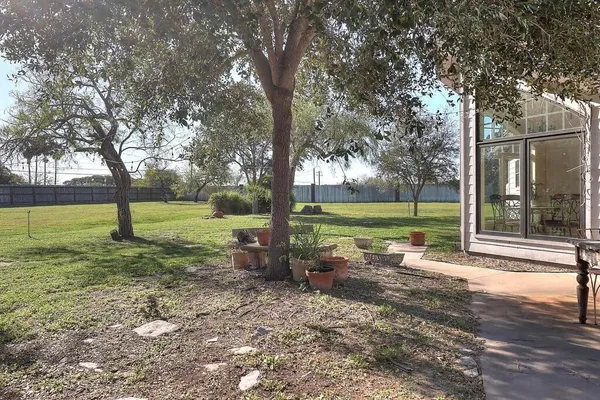 $5,200 | 3417 Newcastle Drive, Corpus Christi, TX 78418