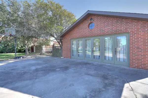 $5,200 | 3417 Newcastle Drive, Corpus Christi, TX 78418