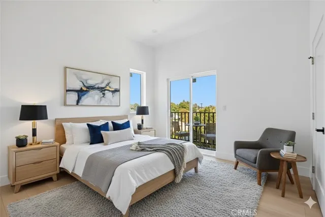 $4,196 | 2637 South Garth Avenue, Unit A, Los Angeles, CA 90034