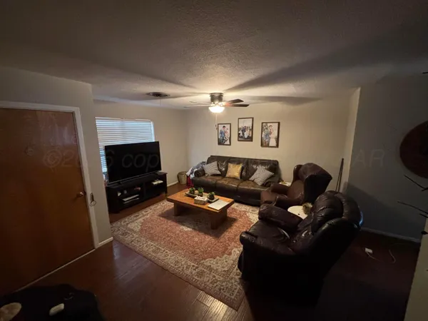 $200,000 | 303 Cherry Street, Claude, TX 79019
