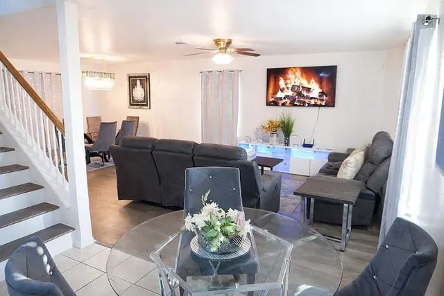 $360,000 | 911 Blue Sky Drive, Arlington, TX 76002