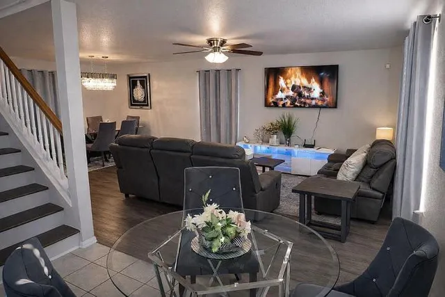 $360,000 | 911 Blue Sky Drive, Arlington, TX 76002