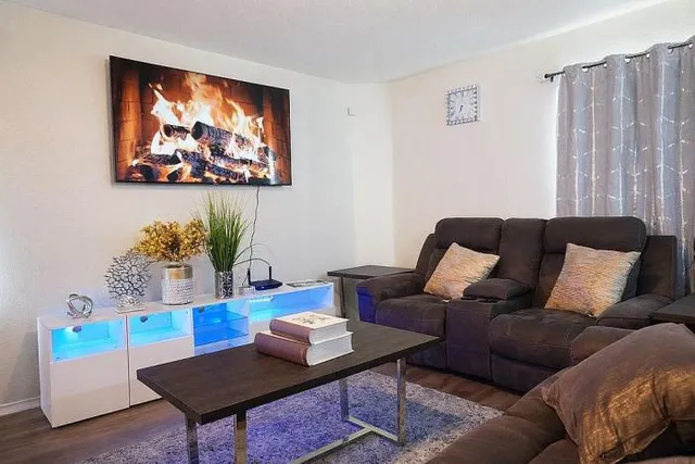 $360,000 | 911 Blue Sky Drive, Arlington, TX 76002