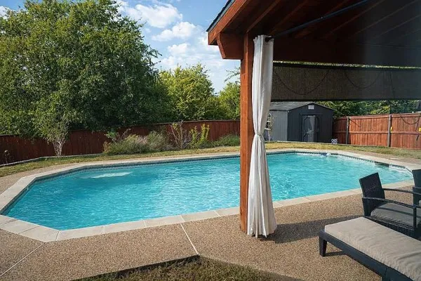 $360,000 | 911 Blue Sky Drive, Arlington, TX 76002