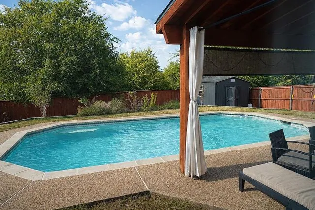 $360,000 | 911 Blue Sky Drive, Arlington, TX 76002