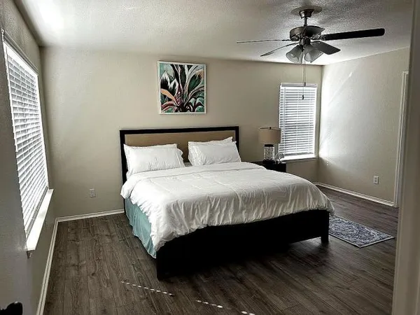 $360,000 | 911 Blue Sky Drive, Arlington, TX 76002