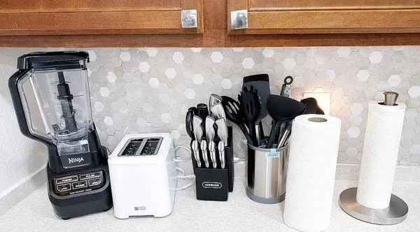 $360,000 | 911 Blue Sky Drive, Arlington, TX 76002