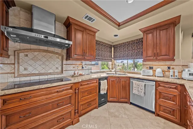 $1,449,000 | 23160 Compass Drive, Canyon Lake, CA 92587