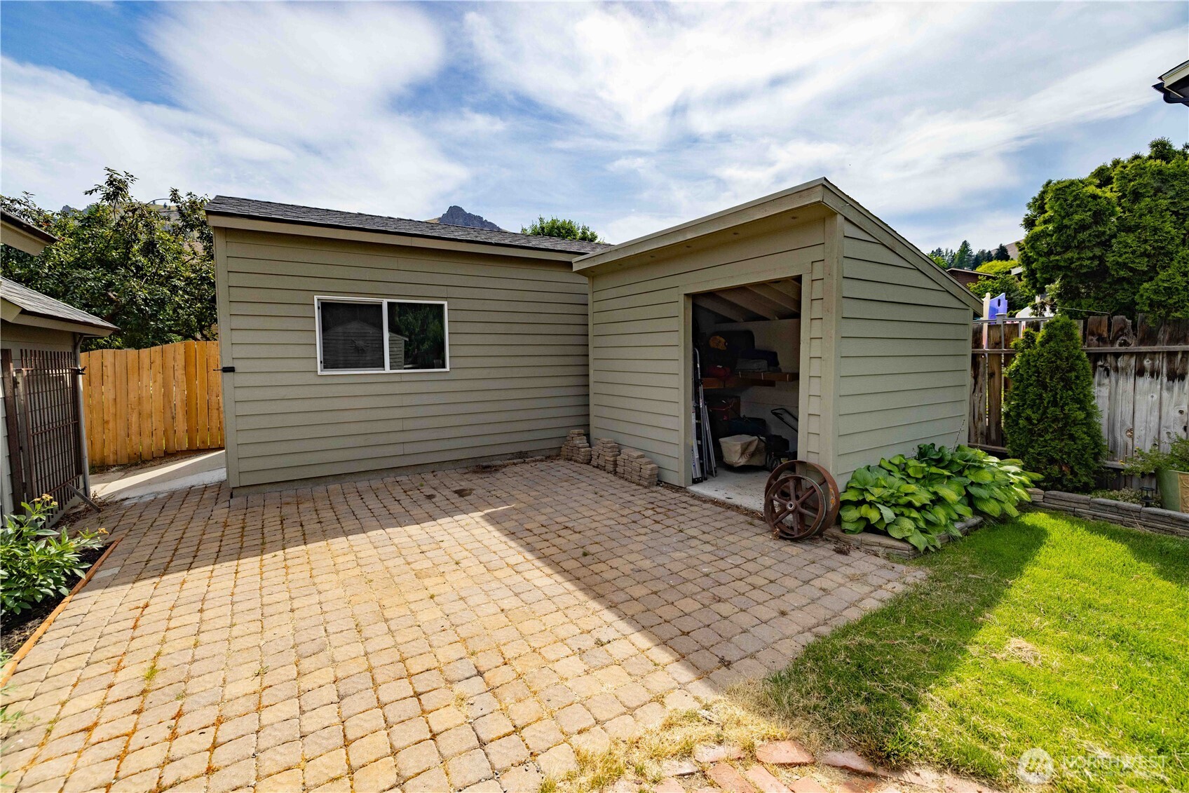 712 Lambert Street Wenatchee, WA 98801 - Photo 38 of 39