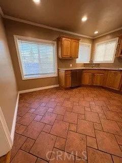 $4,000 | 7502 Balcom Avenue, Reseda, CA 91335