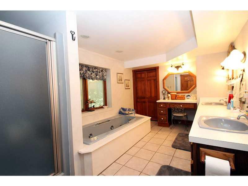 3792 Cedar Ridge Road Allison Park, PA 15101 - Photo 14 of 22 Master Bath/Spa. Large bath with plenty of storage
