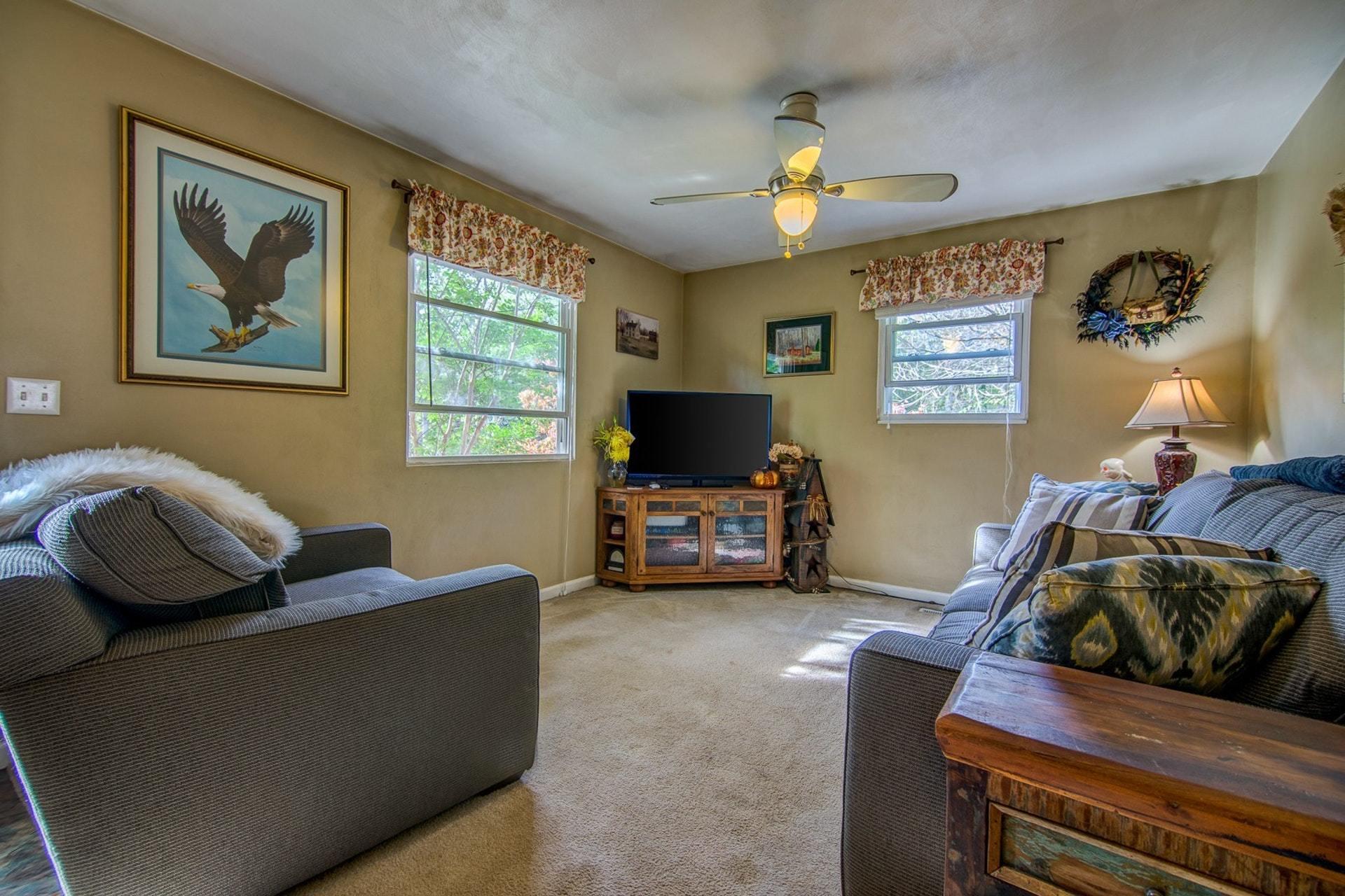 2841 Montvale Road Southwest Roanoke, VA 24015 - Photo 6 of 21 006-291457-2841 Montvale Road Southwest-