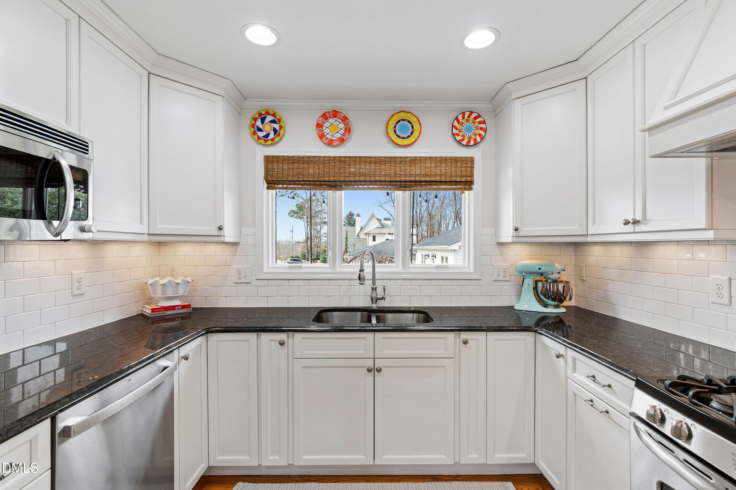 2139 Ridge Road Raleigh, NC 27607 - Photo 3 of 61 Ridge-27