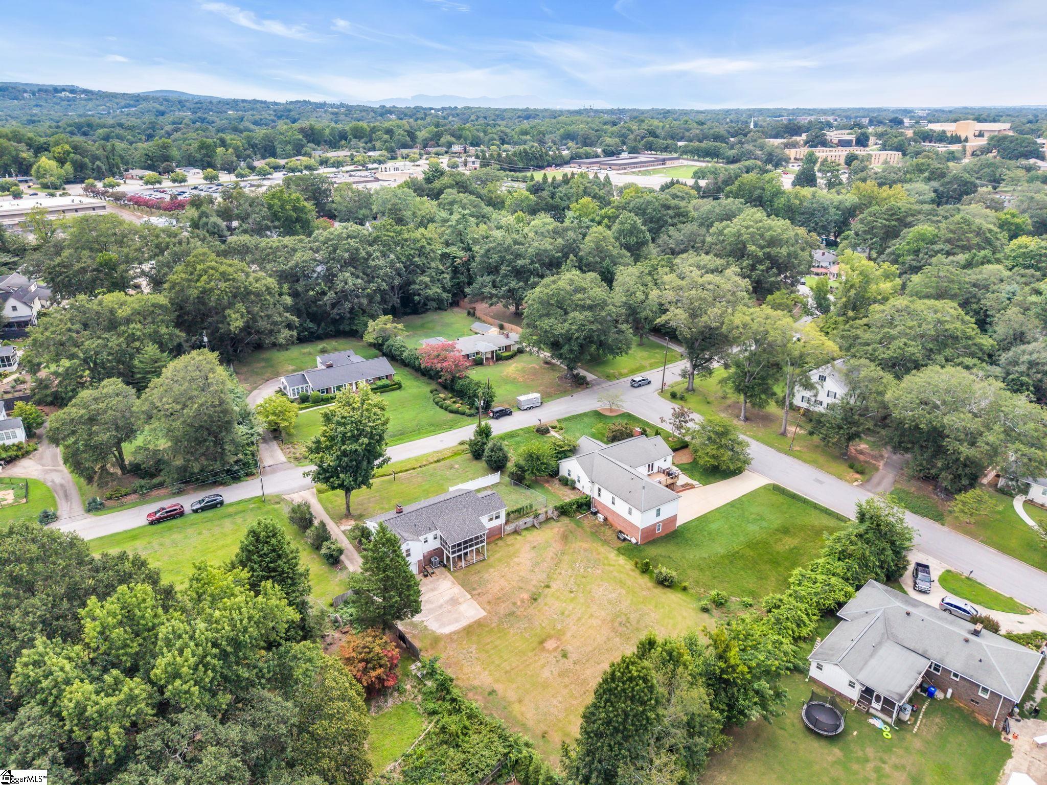 14 Midland Street Greenville, SC 29607 - Photo 37 of 43 Gallery Image 37