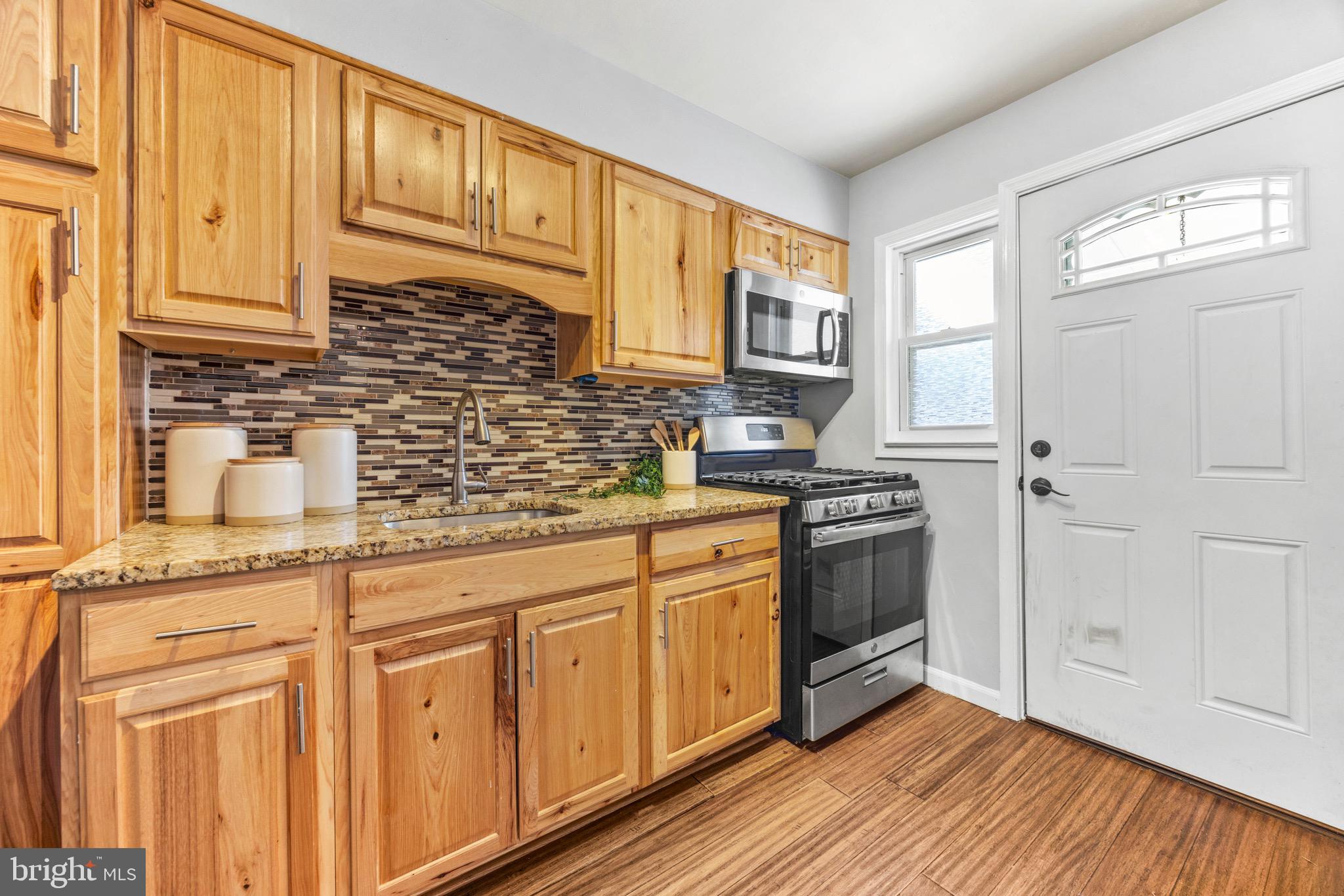 843 Middlesex Road Essex, MD 21221 - Photo 6 of 21 Kitchen