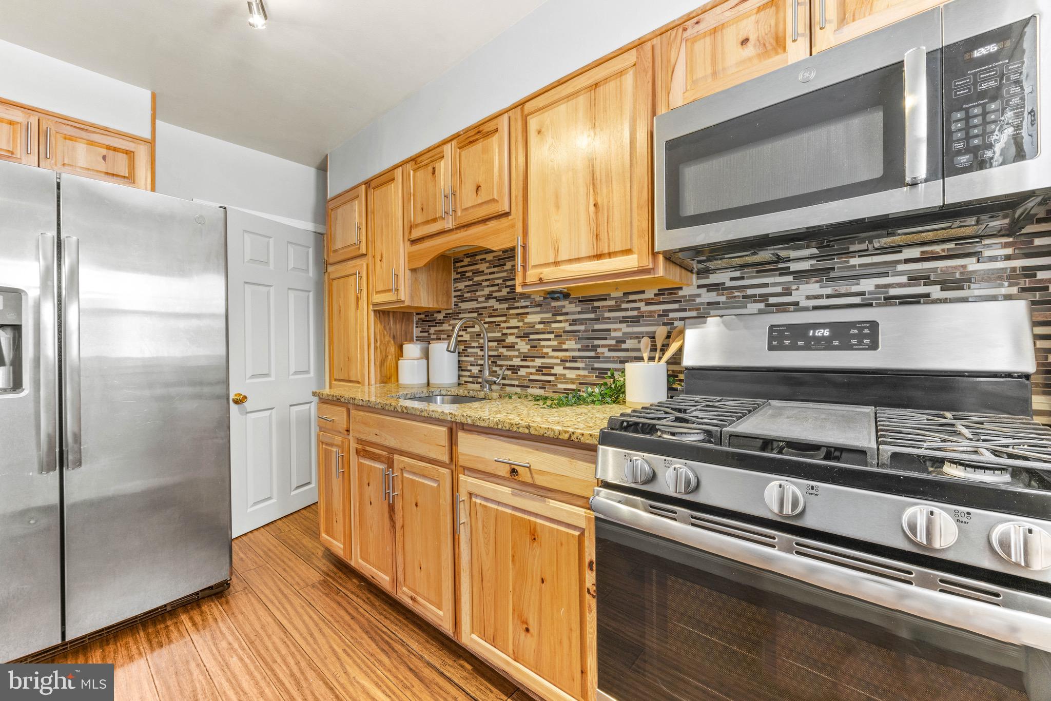 843 Middlesex Road Essex, MD 21221 - Photo 7 of 21 Kitchen