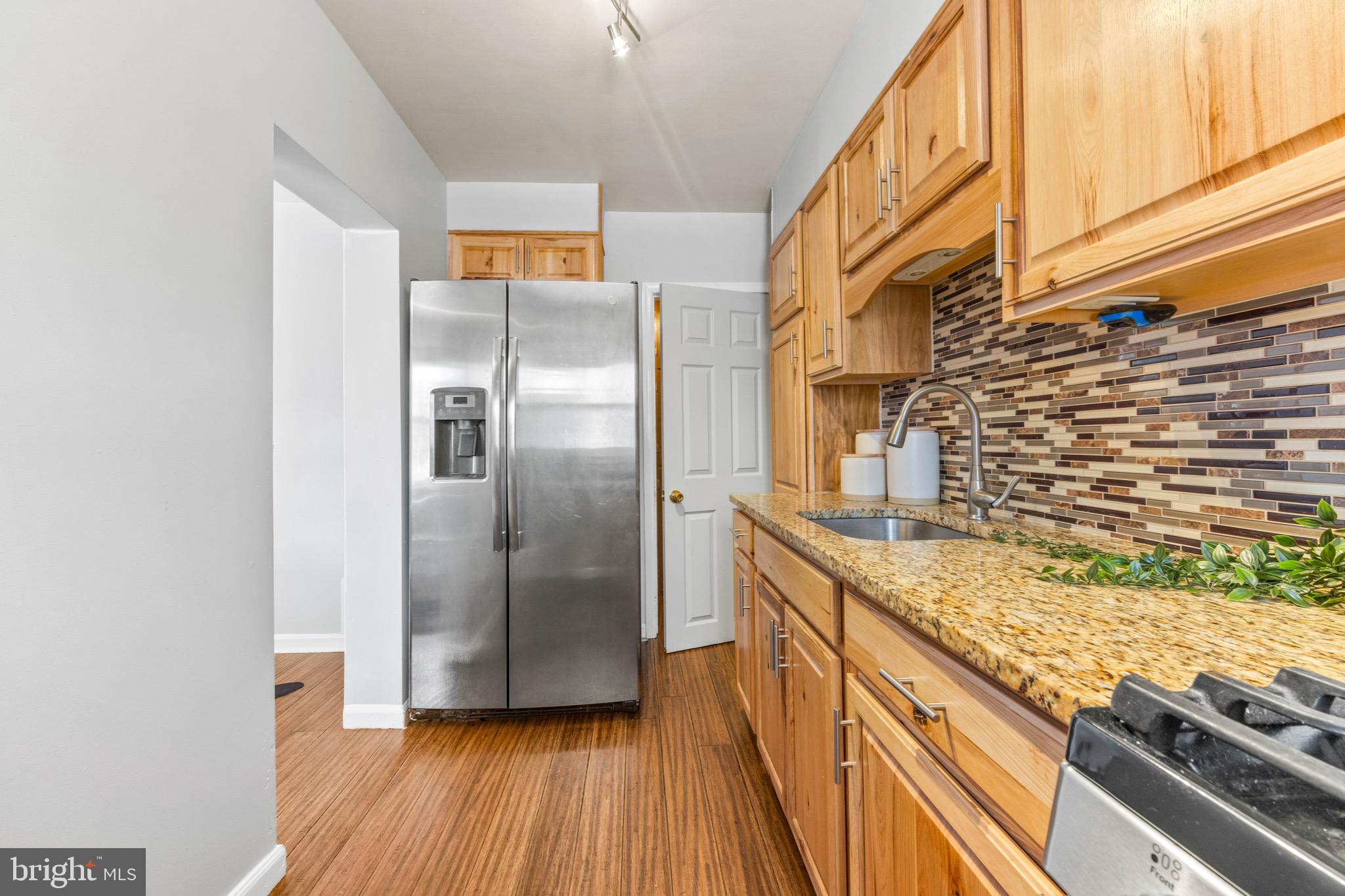 843 Middlesex Road Essex, MD 21221 - Photo 8 of 21 Kitchen
