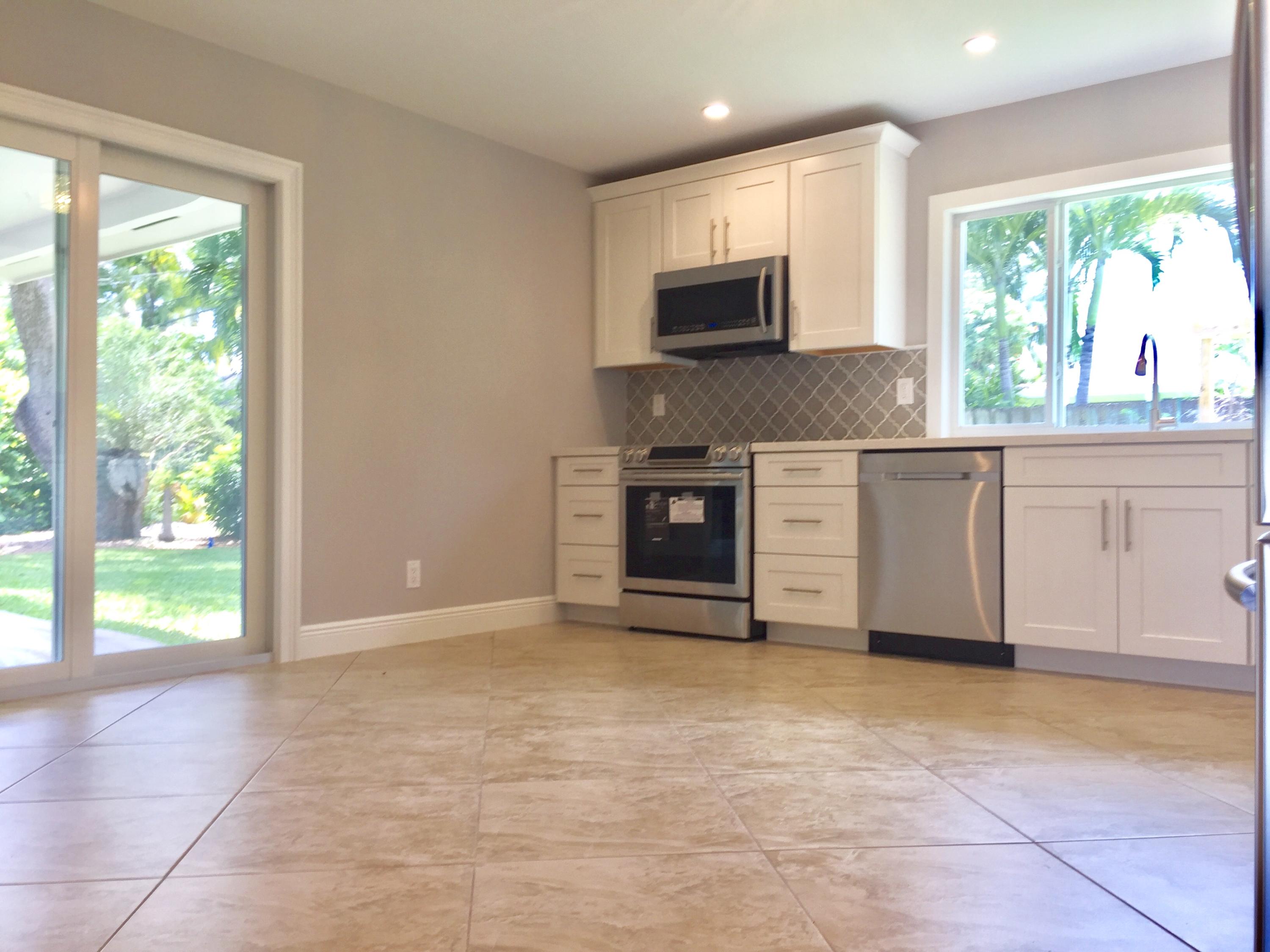 301 Southwest 7th Avenue Boca Raton, FL 33486 - Photo 21 of 46 Kitchen patio access