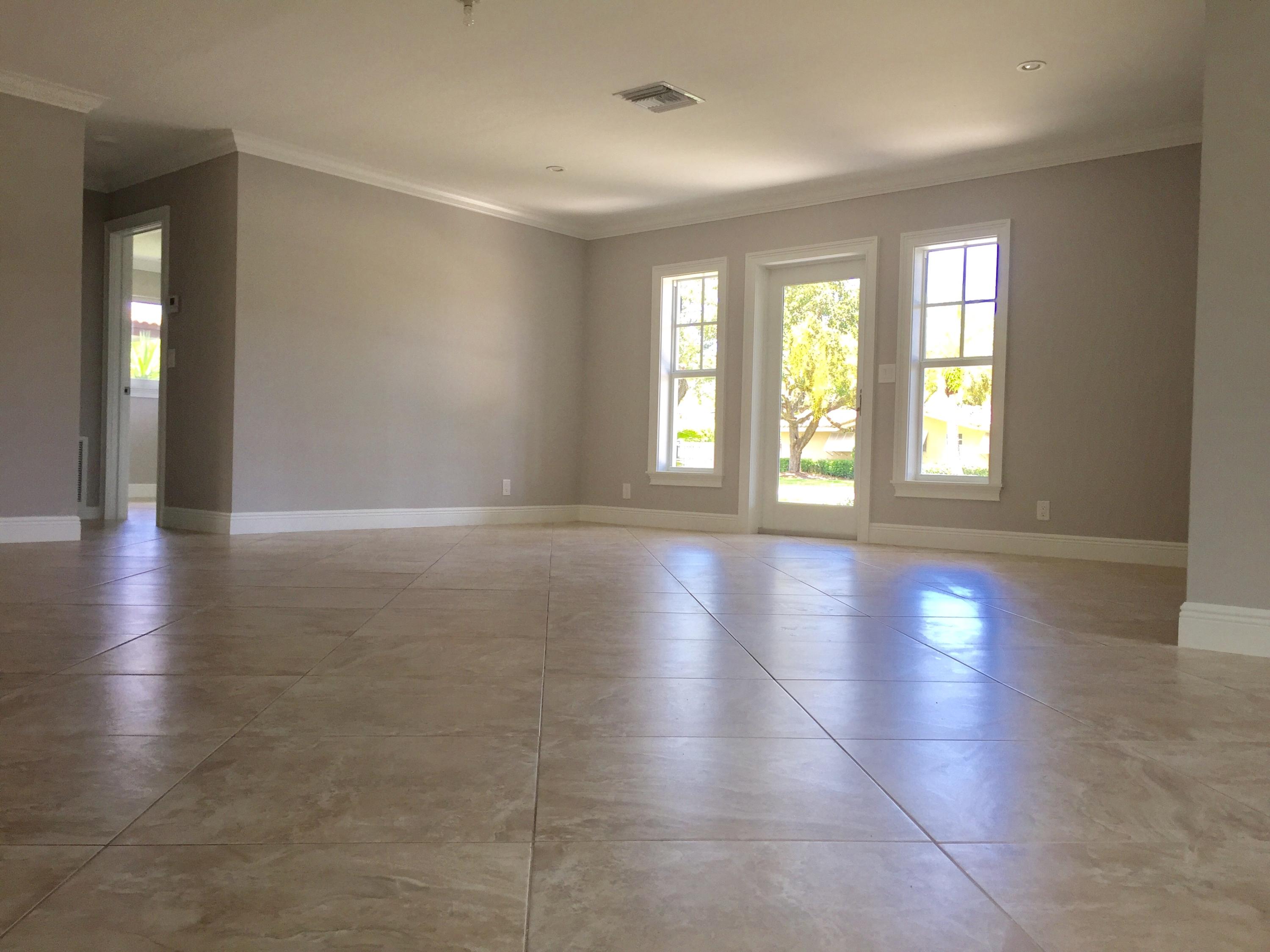 301 Southwest 7th Avenue Boca Raton, FL 33486 - Photo 22 of 46 Living room