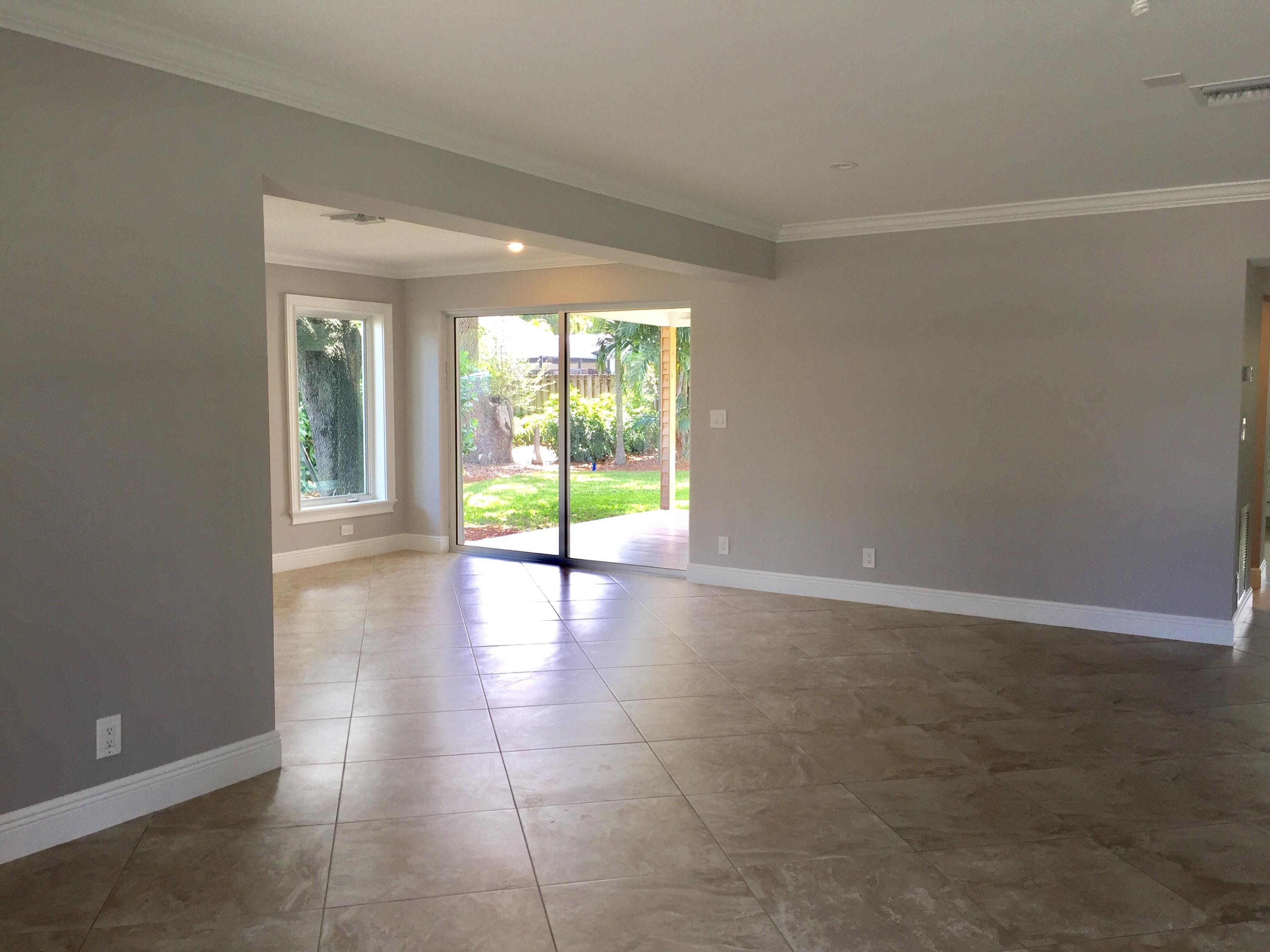301 Southwest 7th Avenue Boca Raton, FL 33486 - Photo 36 of 46 Living area