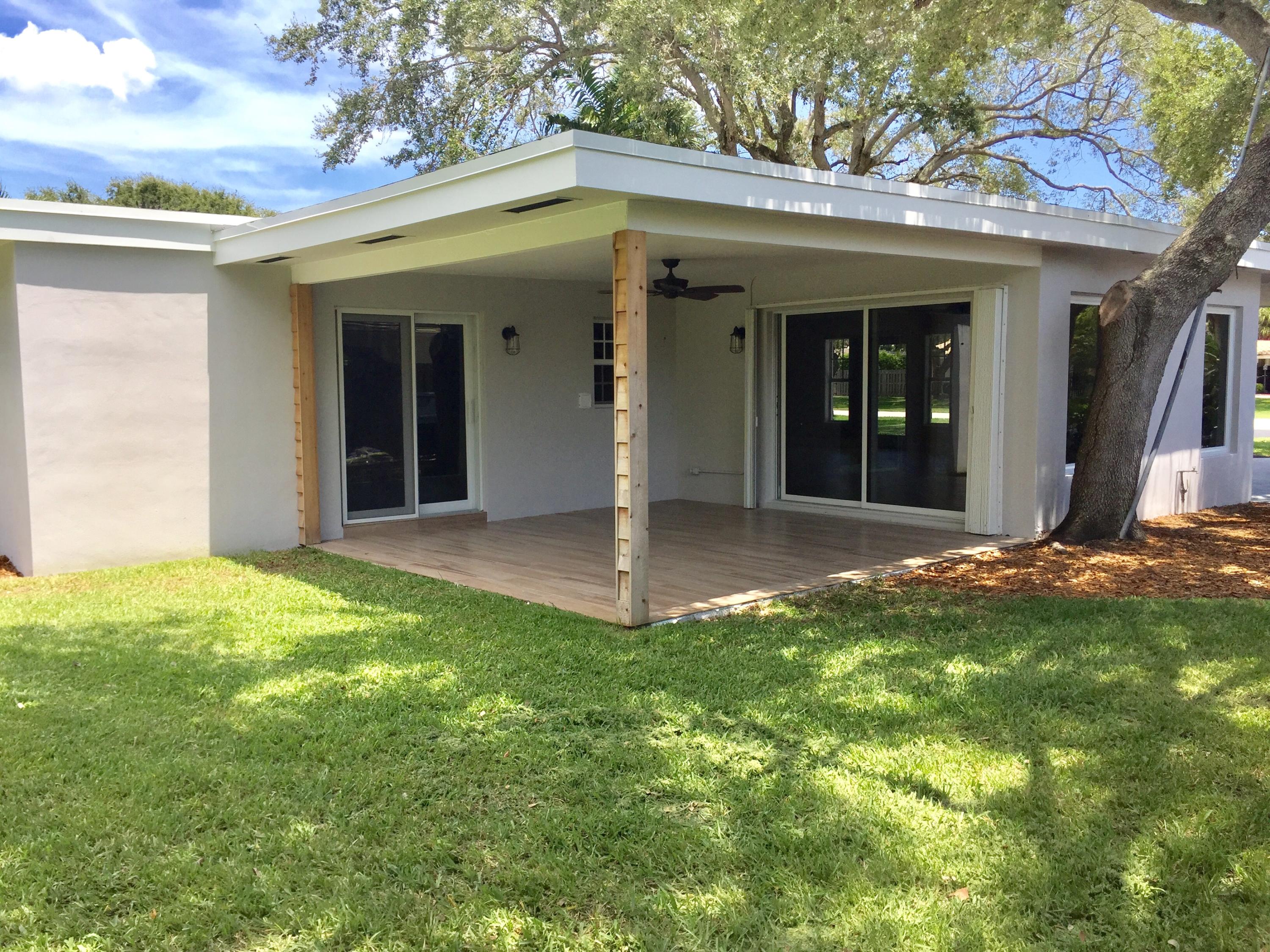 301 Southwest 7th Avenue Boca Raton, FL 33486 - Photo 43 of 46 Shaded yard and patio