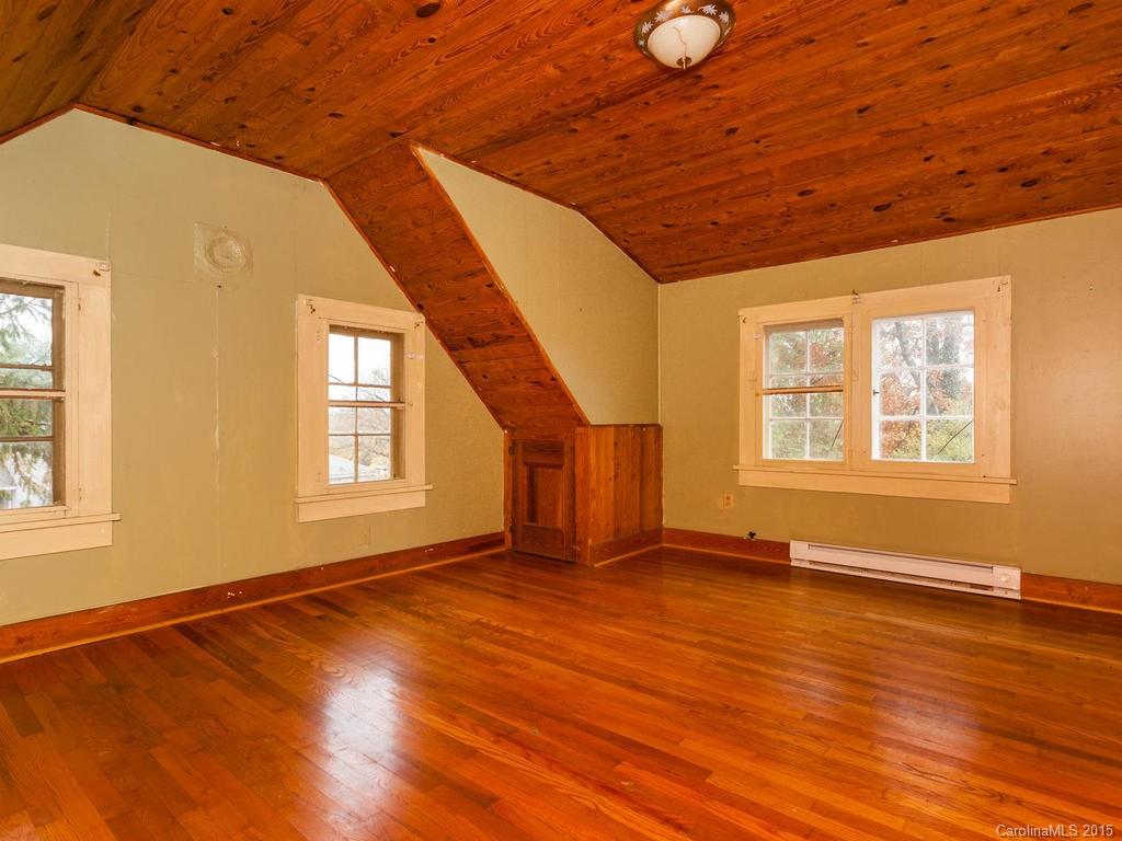 572 Pattys Chapel Road Fletcher, NC 28732 - Photo 14 of 24 Gallery Image 14
