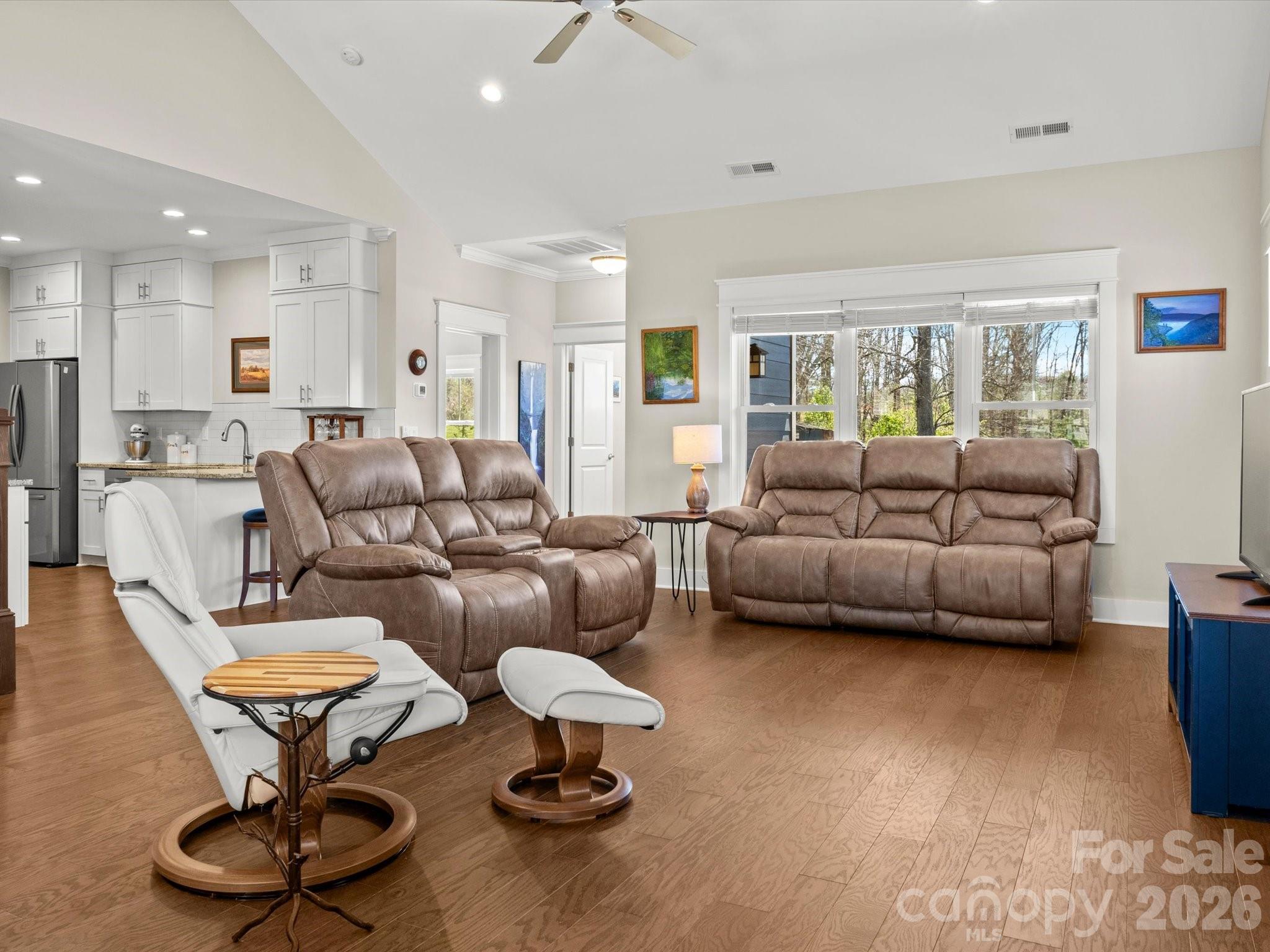 111 Ellis Lane Arden, NC 28704 - Photo 9 of 48