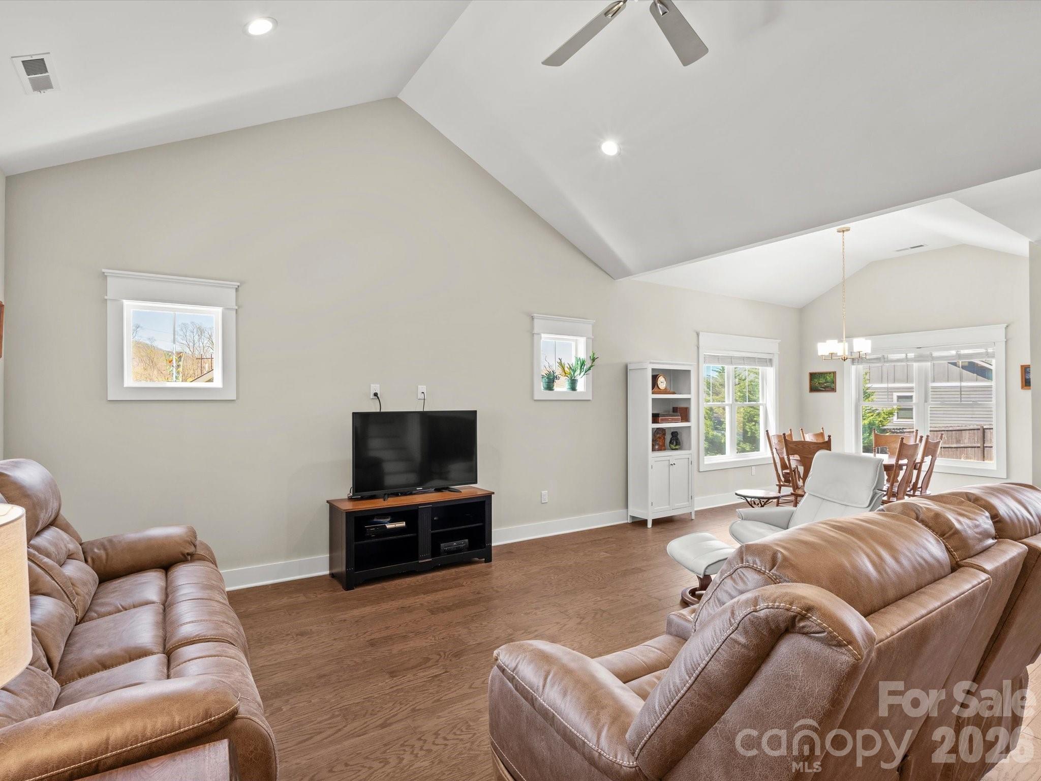 111 Ellis Lane Arden, NC 28704 - Photo 10 of 48