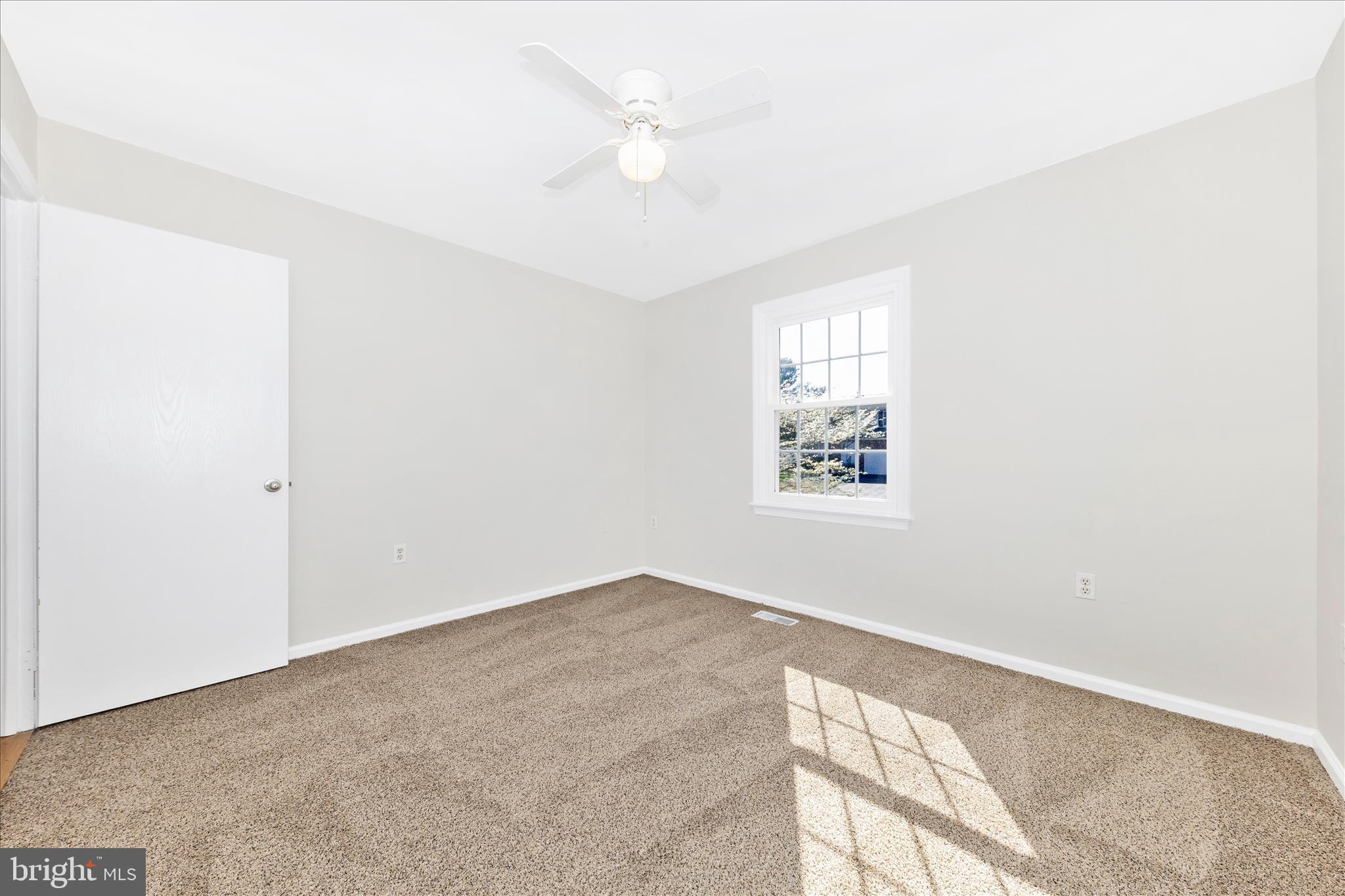 8211 Winter Snow Court Frederick, MD 21702 - Photo 23 of 55 Bedroom 3