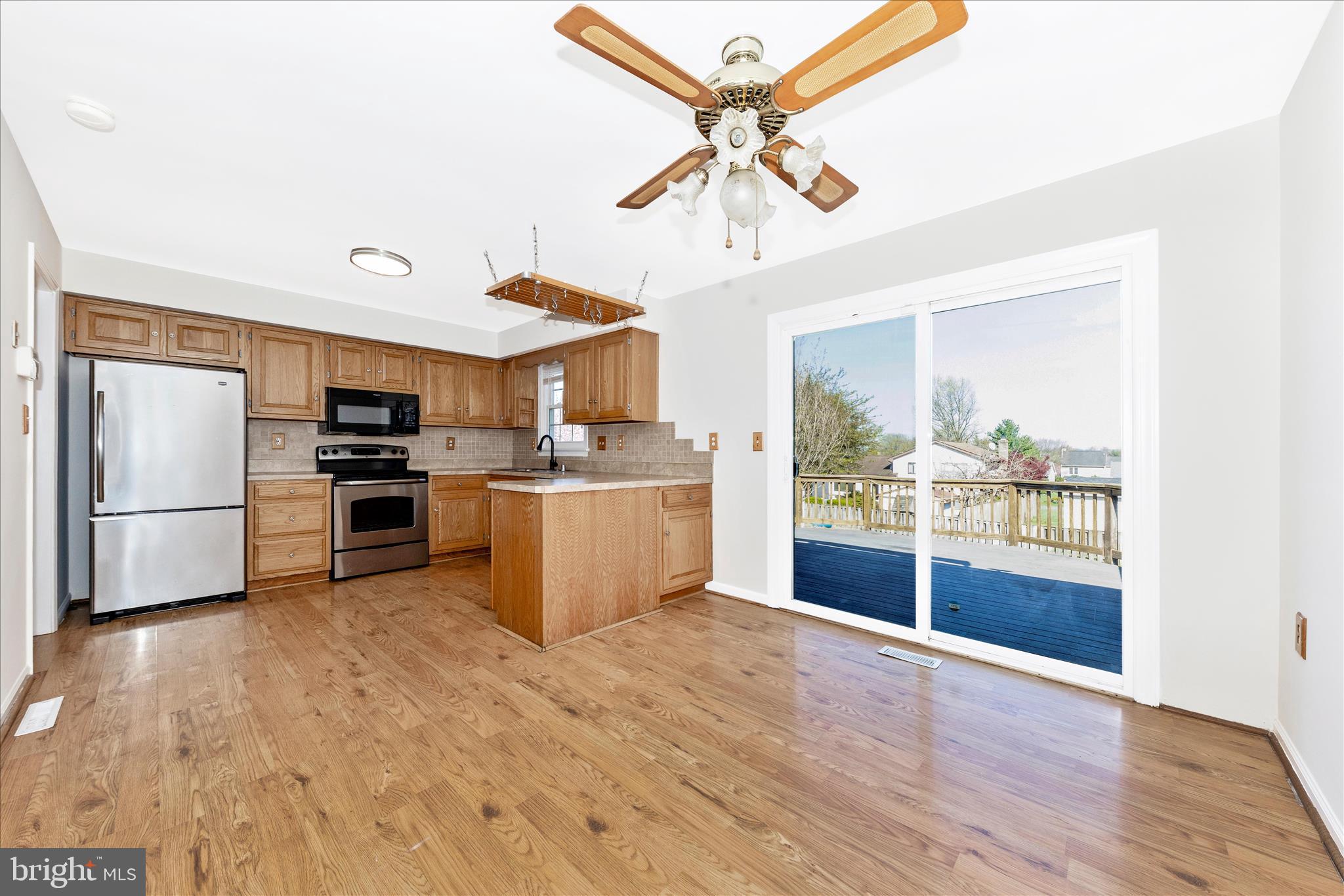 8211 Winter Snow Court Frederick, MD 21702 - Photo 10 of 55 Dining Room
