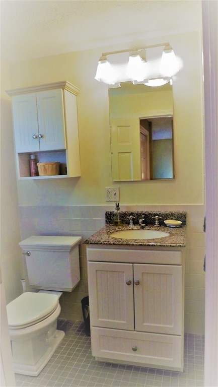71 Rock Road North Andover, MA 01845 - Photo 27 of 28 Gallery Image 27