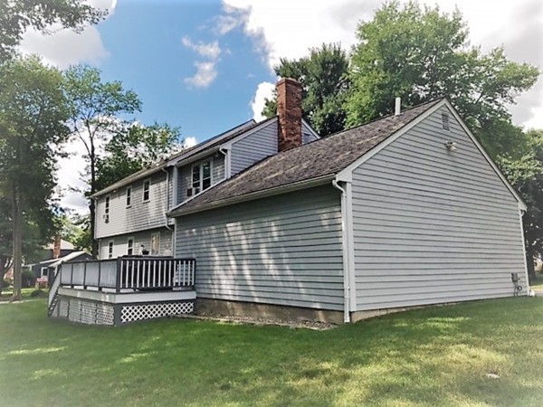 71 Rock Road North Andover, MA 01845 - Photo 3 of 28 Gallery Image 3