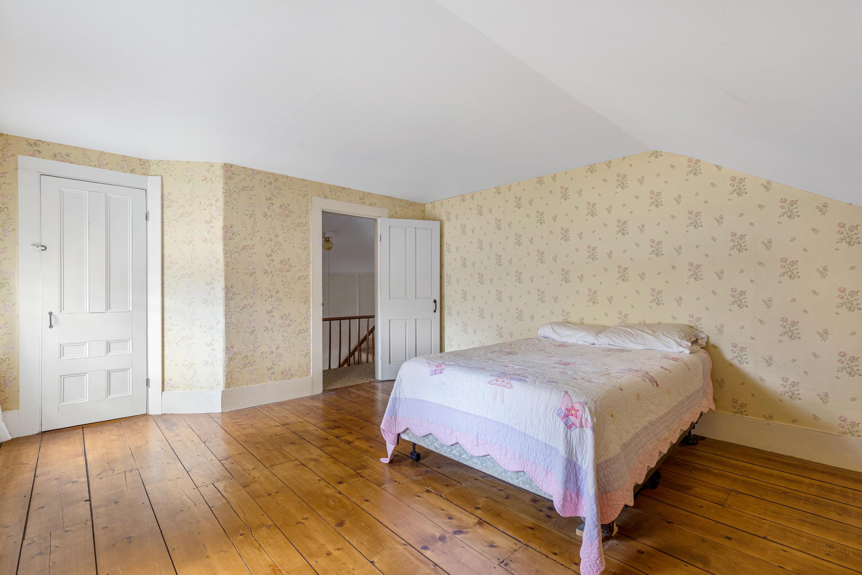 2948 Button Bay Road Vergennes, VT 05491 - Photo 22 of 40