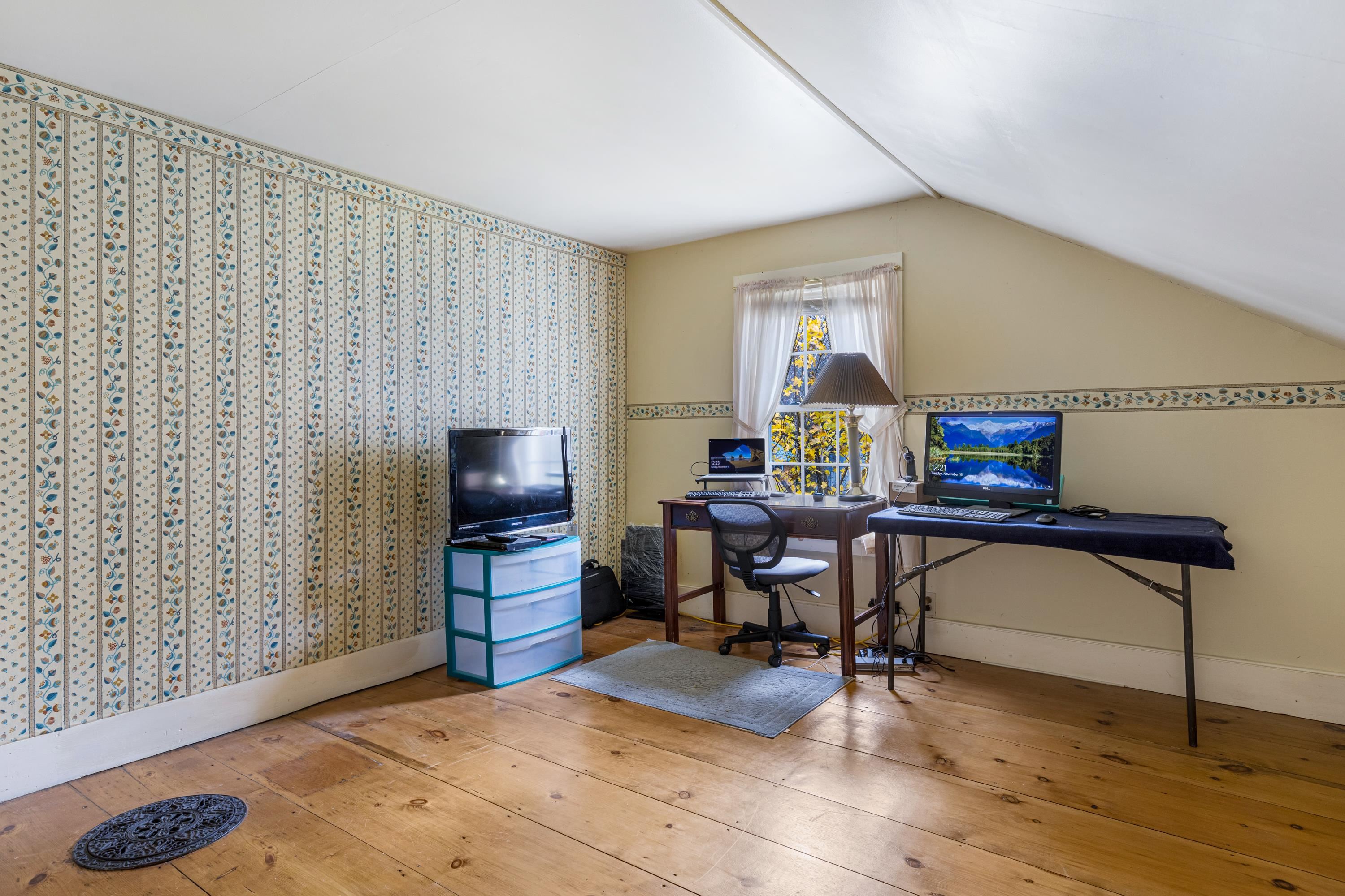 2948 Button Bay Road Vergennes, VT 05491 - Photo 25 of 40
