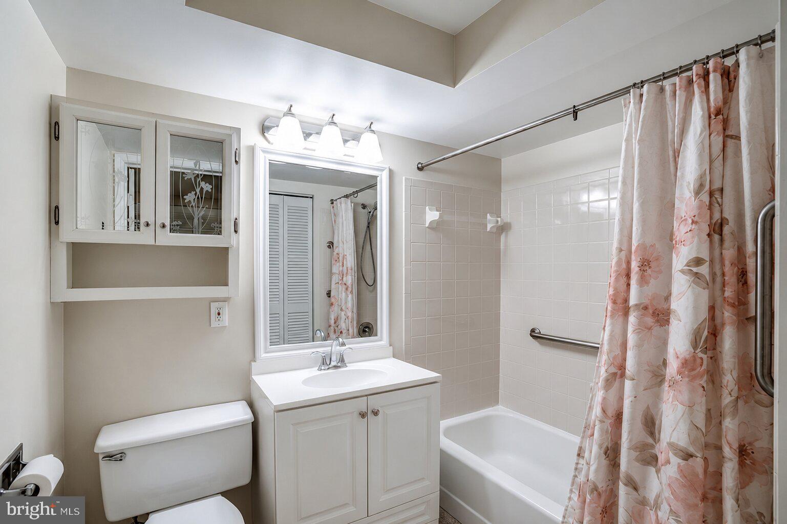 1951 Sagewood Lane, Unit 231 Reston, VA 20191 - Photo 5 of 9
