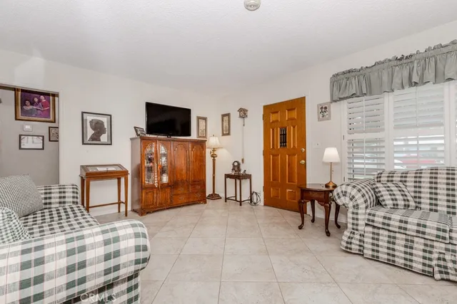 $549,999 | 4151 Manchester Place, Riverside, CA 92503