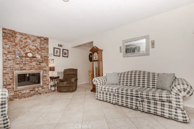 $549,999 | 4151 Manchester Place, Riverside, CA 92503