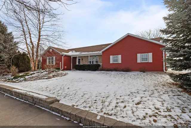 $425,000 | 149 West Elm Drive, Little Chute, WI 54140