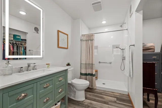 $425,000 | 149 West Elm Drive, Little Chute, WI 54140