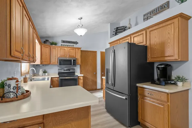 $425,000 | 149 West Elm Drive, Little Chute, WI 54140